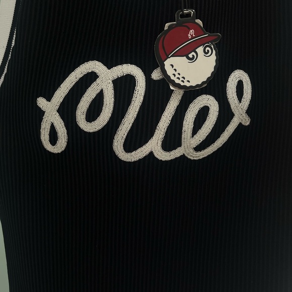 Black Rib Knit Tank - Picture 6 of 8